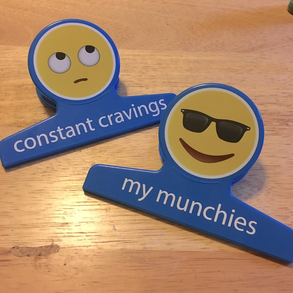 Chip Clips 6 inch 2 piece Kaomoji Clips Emojis